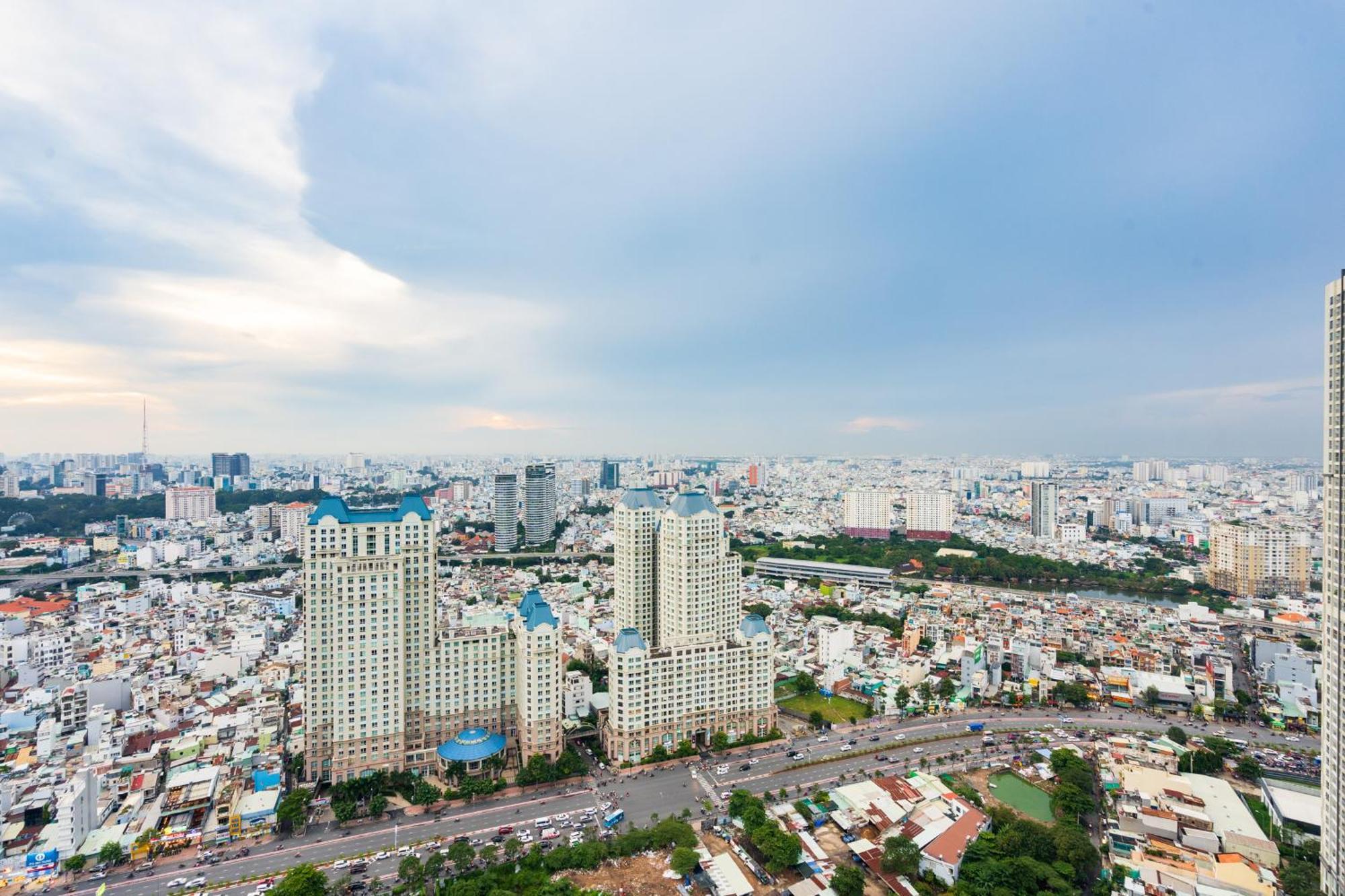 Aspire Apartment City View Vincentral Binh Thanh Хошимин Экстерьер фото